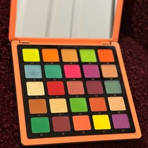 Anastasia Beverly Hills - Norvina Pro Pigment Palette